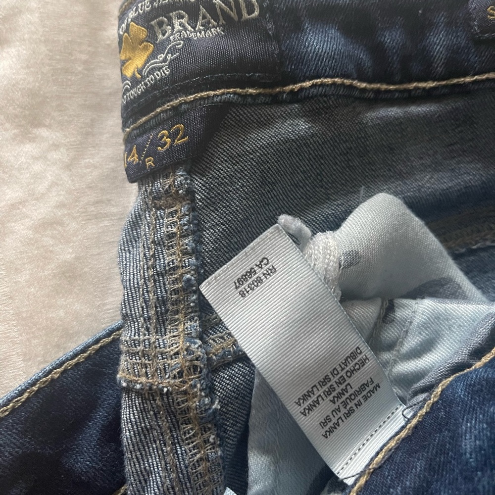 Jean - Picture 2 of 2